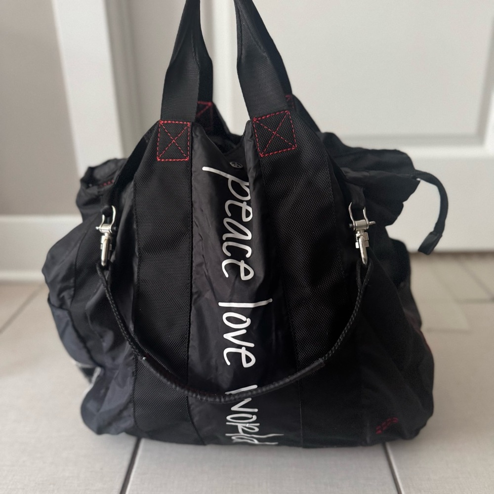 Peace Love World Travel Tote - Picture 2 of 8